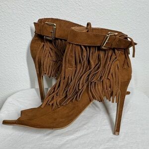 Express Brown Suede Leather Fringe Peep Toe Heeled Boho Western Booties Size 9
